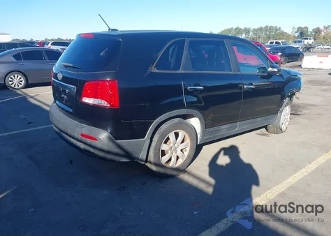 2013 Kia Sorento Lx z USA, uszkodzony, nr VIN 5XYKT3A18DG373375